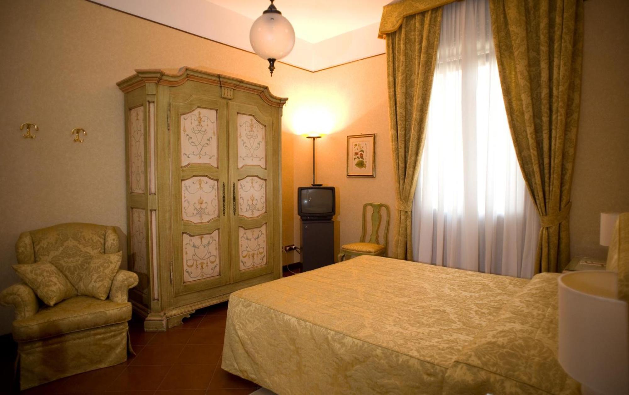 Hotel Posta Reggio Emilia Dış mekan fotoğraf